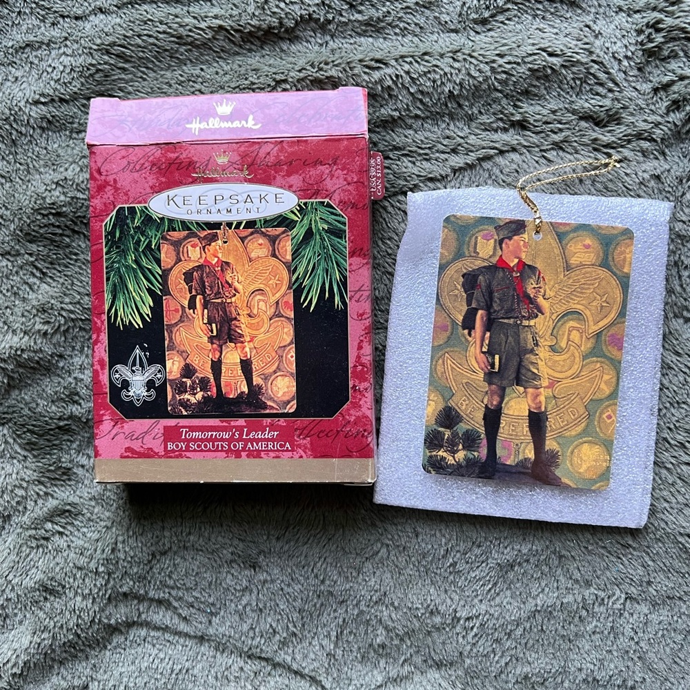 Hallmark Keepsake Ornament - Boy Scouts of America 1997 Vintage
